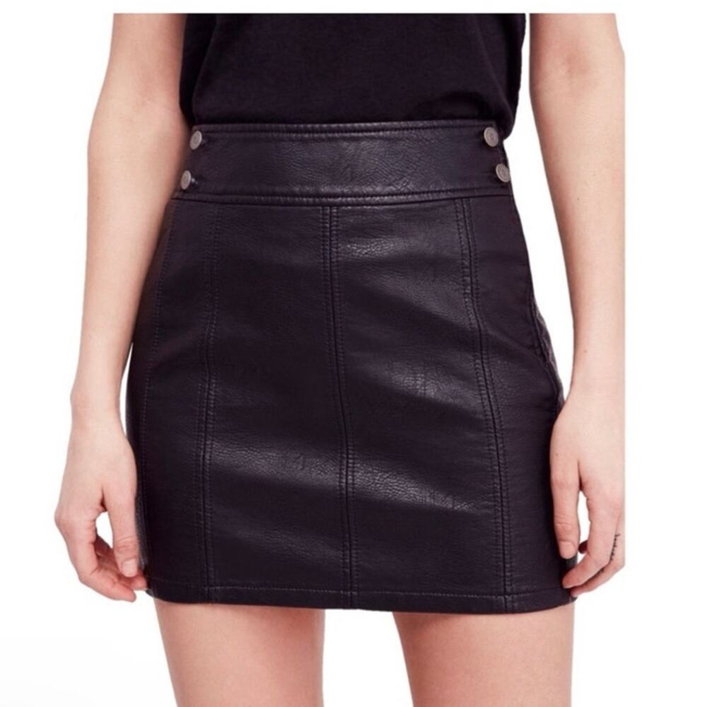 Free People Modern Femme Faux Leather Mini Skirt black size 0